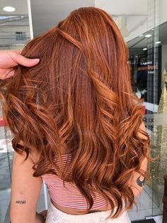 Ginger Lowlights, Pretty Red Hair, Which Hair Colour, Bronze Hair, Ginger Hair Color, Hair Color Auburn, Trendy Hair Color