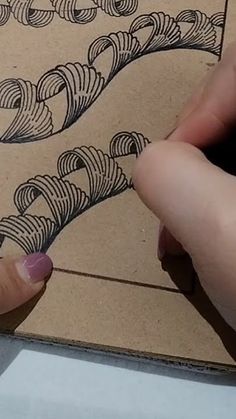 Easy Mindrelaxing Drawing idea  for you to try #drawing #mindfulness #do... Easy Sharpie Drawings, Easy Abstract Drawings, Cool Designs To Draw Pattern, Tangle Art Step By Step, Zentagle Drawing Easy, Easy Abstract Drawing, Meaningful Drawing Ideas Easy, Cool Designs To Draw, Easy Patterns To Draw