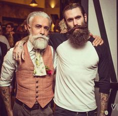 @RickiFuckinHall: "Great to meet this silver fox in Rome on Friday. What a strong look Alessandro Manfredini has!" Men With Beards, Beard Envy, Beard Game, Epic Beard, Big Beards, Beard Hairstyle, Beard Lover, Great Beards, Beard Love