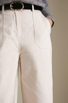 Twill Woven Wide Leg Cropped Trouser Cropped Trouser, Wide Leg Cropped Pants, Modern Vibe, Cropped Trousers, Karen Millen, Fashion Face, Wide Leg Trousers, Jeans Style, Cropped Pants