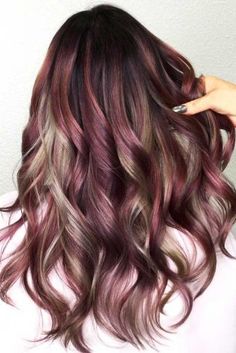 Burgundy Hair With Highlights, Hair Color 2017, Lilac Hair, Balayage Blonde, Hair Color Auburn, Burgundy Hair, Hair Shades, Spring Hairstyles, Summer Hair Color