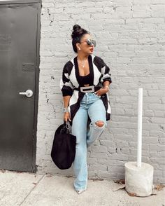 Apartment Shopping Outfit, Jean Jacket Outfits Black Women Summer, Cute Rainy Date Outfits, April Spring Outfits, Cute Spring Date Outfits, Casual Date Night Outfit Fall 2024, Brunch Outfit Black Woman Baddie, Spring Date Night Outfit Casual, Black And White Concert Outfit