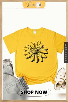 Women Sunflower Print Casual T-shirts Summer Casual T-shirt With Sunflower Print, Spring Graphic Tee With Crew Neck, Spring Crew Neck Graphic Tee, Casual T-shirt With Daisy Print For Spring, Yellow Relaxed Fit T-shirt For Spring, Spring Yellow T-shirt With Screen Print, Floral Graphic Tee With Screen Print, Yellow Screen Print T-shirt For Spring, Summer Sunflower Print Crew Neck Top