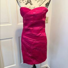 Vegas Royalty Cocktail Evening Pageant Dress Fuschia Size L. Condition Is New With Tags. Has A Good Amount Of Stretch To Accommodate Sizes 4-8 Depending On Your Shape. Side Zipper. Royalty Dresses, Cute Strapless Dresses, Summer Evening Dress, Fuschia Dress, Aztec Dress, Blue Strapless Dress, Moon Dress, Cocktail Dress Prom, Geometric Dress