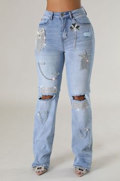 These mid wash jeans will take your look to the next level with distressing and rhinestone embellishment all over. "Rhinestone Embellished Trim Denim Jeans "Medium wash Knee distressed Cotton/Polyester/Spandex Imported Diy Bling Jeans, Diy Lace Jeans, Diamond Jeans, Designed Outfits, Designed Jeans, Beaded Jeans, Mid Wash Jeans, Senior Jeans, Bedazzled Jeans