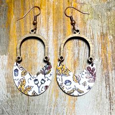 Handmade Lightweight Faux Leather Earrings Are Made With Either Nickel Free Gold, Bronze, Silver, Gunmetal Or Rose Gold Hooks. Fav Fall Collection Print Faux Leather. Oil Rubbed Bronze Tone Hooks Wood Detail Drop Length: 2" *Patterns, Variations, Cut And Textures May Vary But Images Are Mostly True To Color. Do Not Bathe Or Swim With Jewelry, As Materials Are Not Waterproof. Discount Only Applies To Bundles Of Other Jeweledart Item. Handmade Adjustable Rust Earrings, Brown Artisan Metal Earrings, Artisan Brown Metal Earrings, Everyday Brown Metal Earrings, Artsy Brown Drop Earrings, Brown Artsy Earrings, Rust-colored Earrings For Gift, Handmade Artistic Brown Earrings, Brown Dangle Earrings With Artsy Style