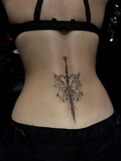 Big Pretty Tattoos, Whimsysigilism Tattoo, Tattoos Female Back, Manly Tattoos Ideas, Whimsical Back Tattoo, Back Tattoo Cybersigilism, Cool Women Tattoos, Fran Bow Tattoo, Cybersigilism Tattoo Back