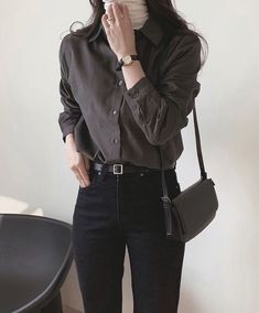 Cardiothoracic Surgeon, Korean Casual Outfits, Casual Day Outfits, Tomboy Style Outfits, Classy Work Outfits, Stylish Work Outfits, Midi Skirts, Tomboy Fashion, Work Outfits Women