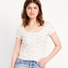 Gypsy + Jade - Cream Floral Ribbed Cropped Scoop Neck Short Sleeve Tee - Condition: Nwot - Size: L/Xl - Material: 93% Nylon 7% Spandex - Ribbed, Stretchy, Lace, Scoop Neckline, Short Sleeve, Cropped Bundle & Save: 10% Off Of 2 Or More Items! **Smoke Free Home Fitted Floral Print Scoop Neck Tops, Feminine Cotton Scoop Neck Top, Feminine Cotton Tops With Scoop Neck, Casual Fitted Floral Print Top, Trendy Scoop Neck Tops For Spring, Scoop Neckline, Short Sleeve Tee, Scoop Neck, Jade