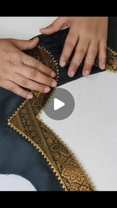 Hands Models For Dresses, Lace Design Blouse, Blouse Pattern Back Neck, Blouse Less Design, New Neck Design 2024, Patch Blouse Designs Patterns, Cut Work Blouse Designs Pattern, Back Neck Models For Blouses