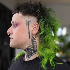 Halloween Hair Dye, Long Haircut, Punk Hair, Future Style, Head Tattoos, Alternative Hair, Shaved Head, Hair Colours, Halloween Hair