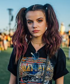 Edm Makeup, Look Da Festival, Coachella Hair, Festival Makeup Rave, Festival Makeup Glitter, Look Festival, Festival Trends, Pigtail Hairstyles, Beauty Looks