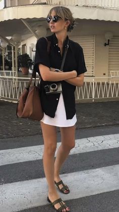 Europe Summer Outfits, Spain Outfit, 00s Mode, European Fashion Summer, Quoi Porter, Sofia Richie