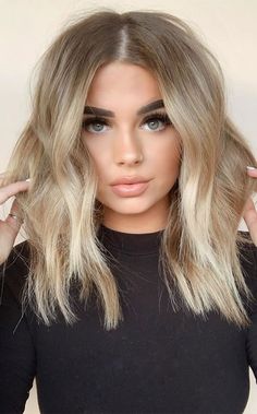 Cheveux Oranges, Blonde Hairstyles, Lob Hairstyle, Beautiful Hair Color, Lob Haircut, Blonde Hair With Highlights, Hair Colours