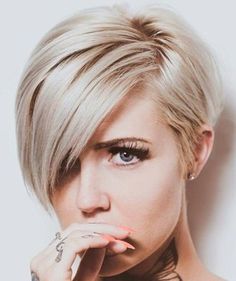 1,110 Likes, 10 Comments - Евгения Панова (@panovaev) on Instagram: “@d_w_i_l_l_o_w #pixie #haircut #short #shorthair #h #s #p #shorthaircut #hair #b #sh #haircuts…” Makeup Tip, Pixie Bob Haircut, Haircut Short, Trendy Haircuts, Pixie Bob, Short Hairstyle