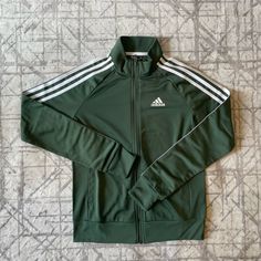 Women’s 3-Stripe Adidas Tricot Track Jacket - Size Xs Addias Outfits, Adidas Vintage Jacket, Green Jacket Women, Adidas Sweater, Adidas Track Jacket, Adidas Jackets, Adidas Outfit, Kpop Fashion Outfits, Kpop Fashion