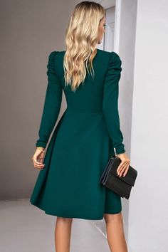 Details: Solid Long Sleeve Ruched Bodycon Dress V neck Long sleeve Fabric: polyester Size: S. M. L. XL Reference: model try on SIZE S. height 5'6". bust 34''. waist 24''. bottom 35''. For more country size measurements. please click here. Size/In US Bust Waist Length S 4-6 32.68 27.56 39.76 M 8-10 34.65 29.53 40.35 L 12-14 37.01 31.89 41.14 XL 16-18 39.76 34.65 41.93 Please allow 0.4"-0.8" differs due to manual measurement. Midi Dress Elegant, Pleated Sleeves, Puff Long Sleeves, Ruched Bodycon Dress, Weave Style, Sleeved Dress, Kimono Cardigan, Long Sleeve Midi, Flowy Skirt