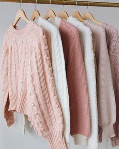 The dreamiest sweaters in the perfect spring shades. Shop Lulus sweater collection to keep cozy and warm for the season ahead. #lovelulus Celana Jins Wanita, Trendy Cardigans, Mode Turban, Populaire Outfits, Foto Tips, Clothing Photography, Sweater Collection, Ținută Casual, Fashion Hacks Clothes