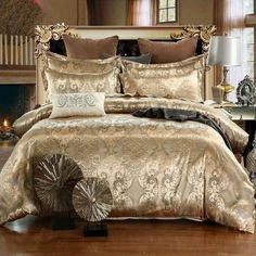 Gold Rush DUVET Cover Set | Bright & Plus. Marble Duvet Cover, Jacquard Bedding, Bank Bed, King Size Duvet Covers, King Size Duvet, Comforter Bedding Sets, Cotton Bedding Sets, Comfortable Bedroom, Queen Bedding Sets