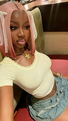 Hair Schedule, Dolly Outfits, Glamour Makeup Looks, Pink Wigs, How To Wear Shirt, Dark Skin Beauty, Pretty Females, Halloween Costume Outfits, Brown Girl