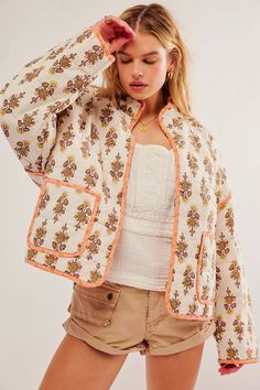 Free People; Free-est; We The Free; fall jackets; winter jackets; fall; winter; outerwear; outfit inspo; outfit; aesthetic; cozy; chic; chunky; bomber; puffer; puffer jacket; liner jacket; cropped; cropped jacket; quilting; quilted jacket; boxy; dolman; floral; floral print; Sweatpants And Boots, Fall Winter Coat, Cropped Puffer Jacket, Quilted Puffer Jacket, Quilt Jacket, Floral Jacket, Lightweight Shorts, Quilted Coat, Short Coat