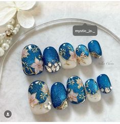 Genshin Nails, Porcelain Nails, Pressons Nails, Ig Nails, Diy Nails Stickers, Diamond Nail Art, Hard Gel Nails, Makeup Nails Designs, Nail Art Charms