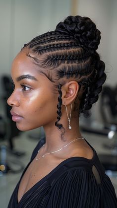 22 Easy Prom Hairstyles for Black Girls: Get Red Carpet Ready Fast | Lookosm Chic Hairstyle