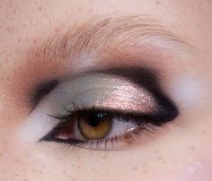 Noriker Horse, Girl Eye Makeup, Funky Makeup, Mekap Mata, 20 Makeup, Silver Eyeshadow, Fashion Bella, Swag Makeup, Smink Inspiration