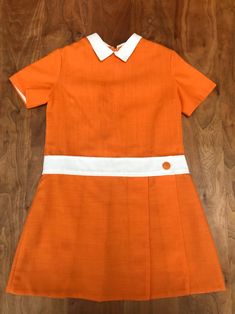 60s Mary Quant-style orange dress girls vintage 4 5 years | Etsy Retro Short Sleeve School Dresses, Retro Orange A-line Dresses, Retro Fitted School Dress, Retro Fitted Dress For School, Orange Vintage A-line Dress, Vintage Orange A-line Dress, 1970s Kids Clothes, Grease Style, Parachute Dress