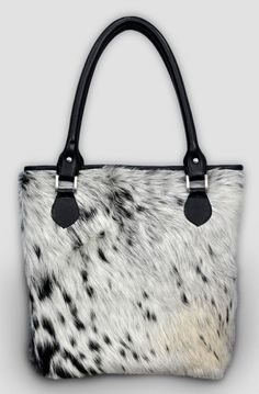 Purchase one of the our western cowhide purses, the quality is amazing! Everything is made to order takes approx seven days and definitely worth the wait! Handmade Leather Tote Bag, Cowhide Purse, Cowhide Handbags, Large Travel Bag, Cowhide Bag, Design Hair, Fur Bag, Women Design, Travel Bags For Women