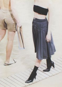 Prada Skirt, Look Casual, Inspiration Style, Look Cool, Runway Fashion, Casual Chic, Dress To Impress, High Fashion, Style Me