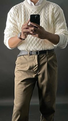 Soft Academia Outfit Men, Old Money Mens Aesthetic, Modern Preppy Style Men, Men Outfits Date Night, Men Academia Fashion, Male Fashion Aesthetic Casual, Dark Academia Aesthetic Fashion Men, Oldmoney Men Outfit, Preppy Male Outfits