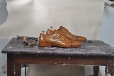 TucciPolo Mens Single Monkstrap Tobacco Tone Mens Classic Handmade Italian Leather Luxury Shoe - Simple and essential lines for the laced up shoe in natural calfskin with handpolish . The classic, full tones of tobacco, give elegance to a model of classic taste. The perfect style for formal occasions. Leather : Hand polish Calfskin Color: Tobacco This is a made-to-order product. Each pair will be made upon receipt of order and shipped in approximately 15 days. Because our shoes are hand-painted Perfect Style, Stella Mccartney Elyse, Up Shoes, Luxury Shoes, Italian Leather, Step Up, Gentleman, Calf Skin, Sport Shoes