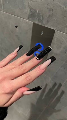 Nails For Black Hair, Cruise Nails, Neon Acrylic Nails, Business Nails, Nails Design With Rhinestones, Glow Nails, Pretty Gel Nails, Nail Fashion