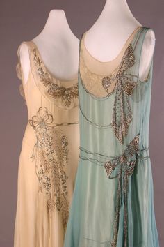 Embroidered evening dresses, 1928 1920 Women's Fashion, 1920s Fashion Dresses, 1920s Dresses, 1920's Flapper, Fashion Decades, Plates Vintage