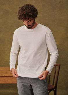 Round neck T-shirt;100% organic cotton;Length from shoulder: 71 cm / 27.9 in (for a size M) Stylish Man, Heavy Weight, White Cotton, Neck T Shirt, Round Neck, Organic Cotton, Mens Outfits