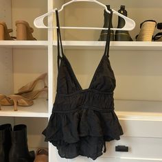 Never Worn Zara Black Tops For Vacation, Zara Black, Zara Tops, Open Back, Zara, Womens Tops, Tank Tops, Women Shopping, Black