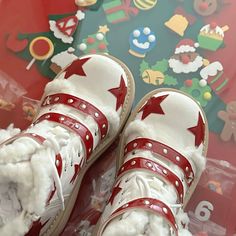 Winter Snow Boots With Lace-up Design, Casual High-top Snow Boots, White Snow Boots For Winter, Casual White Snow Boots, White Winter Snow Boots, White High-top Lace-up Boots For Winter, White Winter Moto Boots, Casual White Moto Boots For Winter, White High Ankle Moto Boots For Winter