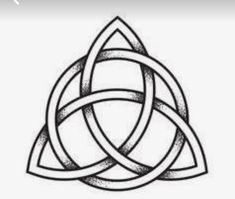 an image of a celtic knot in black and white