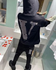 Drip Usa, Bape Hoodie, Thug Style, Jeans Outfit Men, Rapper Outfits, Trendy Boy Outfits