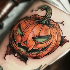 Professional Halloween Tattoo Files Evil Pumpkin Tattoo, Fall Flash Tattoo, Pumpkin Halloween Tattoo, Halloween Pumpkin Tattoo, Halloween Tattoos Sleeve, Hard Tattoos, Purple Tattoos, Lantern Tattoo, Pumpkin Tattoo