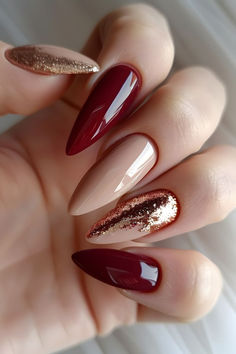 Red Beige Nails, Beige Nails Ideas, Nail Autumn, Wine Nails, November Nails, Gold Glitter Nails, Green Nail Designs, Cute Nails For Fall, Beige Nails