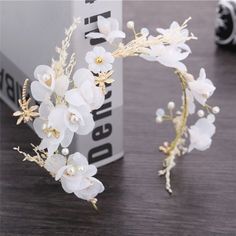 Specifications: Flower and pearl design, it looks very beautiful and great. Stay firmly on your head without any shedding and skin hurt. A wonderful hair accessory for wedding, photograph. Type: Hair Hoop Style: Fashion Gender: Women's Material: Cloth Features: Hair Accessory, Flower Design, Stay Firmly Length: 38cm/14.96" (Approx.) Notes: Due to the light and screen setting difference, the item's color may be slightly different from the pictures. Please allow slight dimension difference due to Bridal Flower Headband, Wedding Hairband, Bridal Headwear, Wedding Headdress, Bridal Wedding Hair, Wedding Dress Accessories, Hair Decorations, Wedding Headband, Wedding Tiara