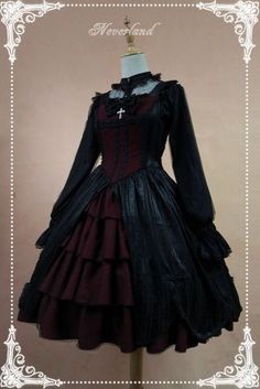 Dark Dresses, Era Dresses, Luncheon Ideas, Gaun Abad Pertengahan, Lolita Outfits, Old Fashion Dresses, Goth Dress, Japanese Street Fashion, Gothic Outfits