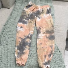 Lush Womens Coral Yell Tie Dye Smocked Waist Jogger Pull On Pants Size M 100% Cotton Hand Wash Cold Made In China Questions? Leave A Comment Below! Casual Peach Bottoms For Summer, Orange Bottoms For Summer Loungewear, Trendy Tie Dye Bottoms For Loungewear, Trendy Tie Dye Loungewear Bottoms, Orange Drawstring Bottoms For Loungewear, Spring Peach Bottoms For Loungewear, Orange Summer Loungewear Pants, Orange Pants For Summer Loungewear, Casual Orange Bottoms With Drawstring