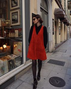 Outfit Chic, Paris Mode, Looks Street Style, 가을 패션, Orange Dress