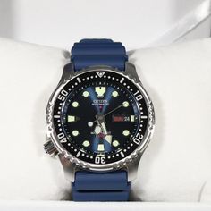 Item No. NY0040-17L Citizen Promaster Sea Automatic Dive Blue Dial Watch NY0040-17L Watch Features: Automatic Movement Caliber 8204 Blue Rubber Strap Blue Dial Stainless Steel Case Screw Down Crown Analog Display Unidirectional Bezel Scratch Resistant Mineral Crystal 21 Jewels Date Display Luminous Hands and Markers Case Diameter: 42 mm Case Thickness: 12 mm Water Resistance: 200 Meters Buckle Clasp Free Priority Shipping on all orders in continental U.S. Shipping time is usually between 2 and 6 Blue Chronograph Diving Watches, Blue Diving Watch With Chronograph, Blue Diving Chronograph Watches, Blue Automatic Watch For Outdoor, Blue Diving Watch With Round Dial, Minerals Crystals, Stainless Steel Case, Diving, Buckle