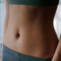 Reduce Bloat, Lose Abdominal Fat, Beginner Pilates, Toned Stomach, Perfect Abs, Beginner Workouts, Pilates Video, Flatter Stomach, Yoga Iyengar