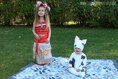 Halloween Costumes Family Of Three, Toddler Halloween Costumes For Boys, Halloween Costumes For Siblings, Costumes For Siblings, Brother Sister Halloween, Costumes For Sisters, Halloween Costumes Family, Sister Halloween Costumes