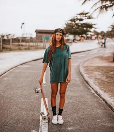 Female Skater, Skater Fashion, Skater Outfit, Skater Outfits, Streetwear Girl